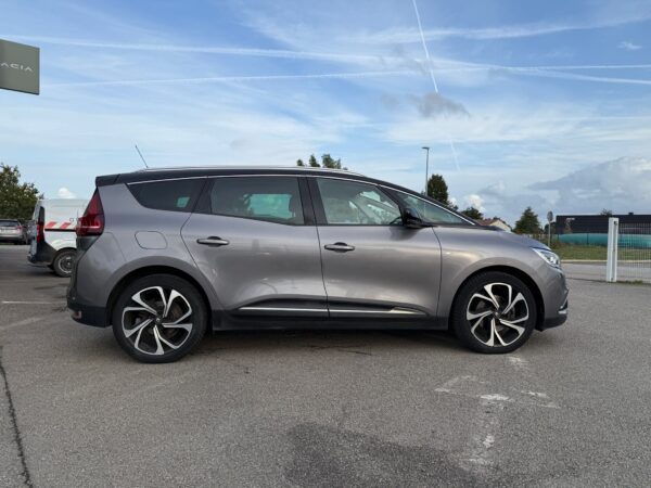 RENAULT GRAND SCENIC III BOSE EDITION 1.6 130 7 PLACES – Image 9